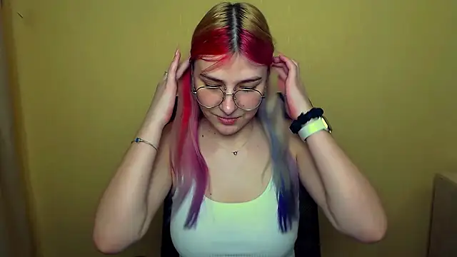 Luna Lush  online show from 13, 3, 2025