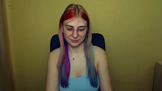 Luna Lush  online show from 21, 3, 2025