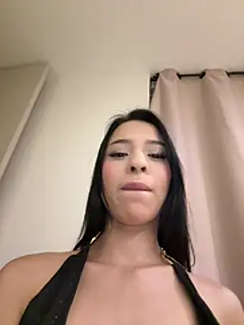 Sarah cam06 online show from 22, 4, 2026