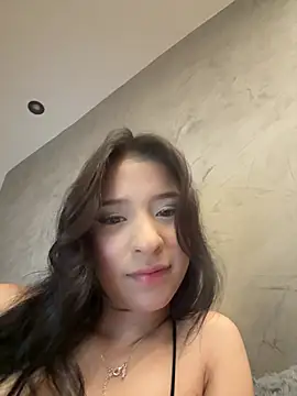 Snapshot of Sarah_cam06 chatting on 19, 7, 2026 Sarah cam06 online show from 19, 7, 2026