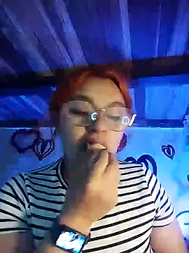 SophiaWeestt99 online show from 6, 2, 2025