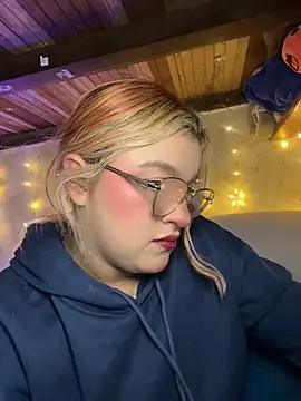 SophiaWeestt99 online show from 16, 1, 2026