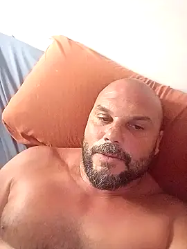 Snapshot of Javierchico chatting on 24, 6, 2026 Javierchico online show from 24, 6, 2026