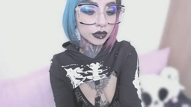 NikkiRamone online show from 30, 9, 2025