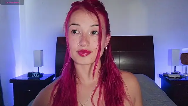 luccycollins  online show from 7, 2, 2026