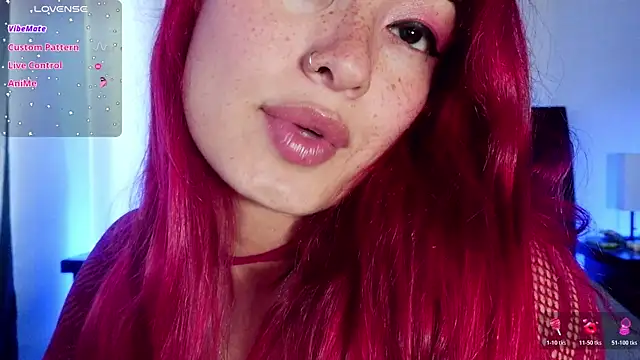 Snapshot of luccycollins_ chatting on 9, 6, 2026 luccycollins online show from 9, 6, 2026