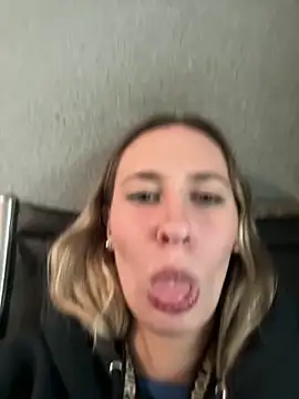 M1ssyk1ssy online show from 17, 1, 2025