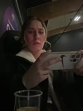 M1ssyk1ssy online show from 2, 2, 2025