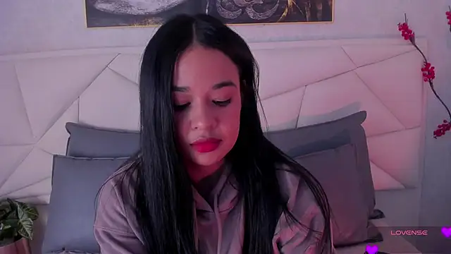 Snapshot of Aitana98_ chatting on 27, 12, 2024 Aitana98 online show from 27, 12, 2024