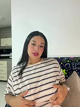 Snapshot of Aitana98_ chatting on 21, 6, 2026 Aitana98 online show from 21, 6, 2026