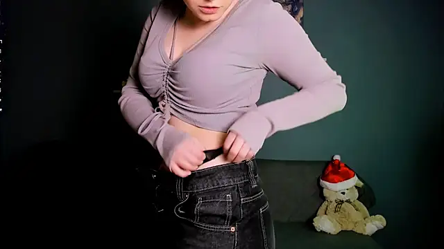 nikole kitt online show from 20, 1, 2025