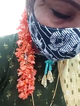 Snapshot of gaurika18 chatting on 2, 3, 2026 gaurika18 online show from 2, 3, 2026