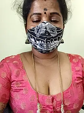 Snapshot of gaurika18 chatting on 16, 5, 2026 gaurika18 online show from 16, 5, 2026