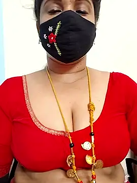 Snapshot of gaurika18 chatting on 6, 6, 2026 gaurika18 online show from 6, 6, 2026