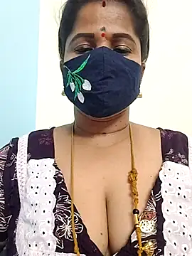 Snapshot of gaurika18 chatting on 13, 6, 2026 gaurika18 online show from 13, 6, 2026