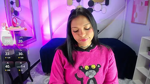 Snapshot of samantha_simur chatting on 15, 10, 2025 samantha simur online show from 15, 10, 2025