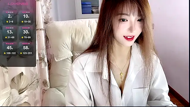 Snapshot of NINIbaby-99 chatting on 1, 1, 2025 NINIbaby-99 online show from 1, 1, 2025