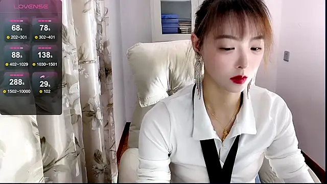 Snapshot of NINIbaby-99 chatting on 8, 1, 2025 NINIbaby-99 online show from 8, 1, 2025