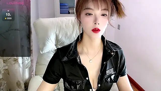 Snapshot of NINIbaby-99 chatting on 15, 3, 2025 NINIbaby-99 online show from 15, 3, 2025