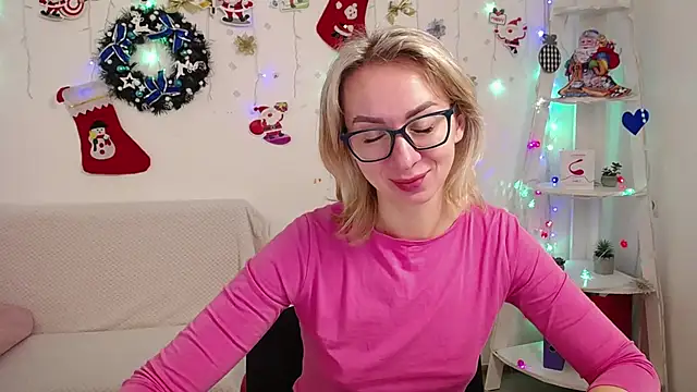 Snapshot of VasilisaSii chatting on 24, 12, 2024 VasilisaSii online show from 24, 12, 2024