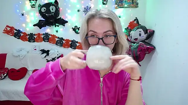 VasilisaSii online show from 18, 10, 2025