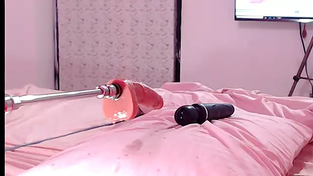 Victoria Luxe online show from 10, 2, 2025