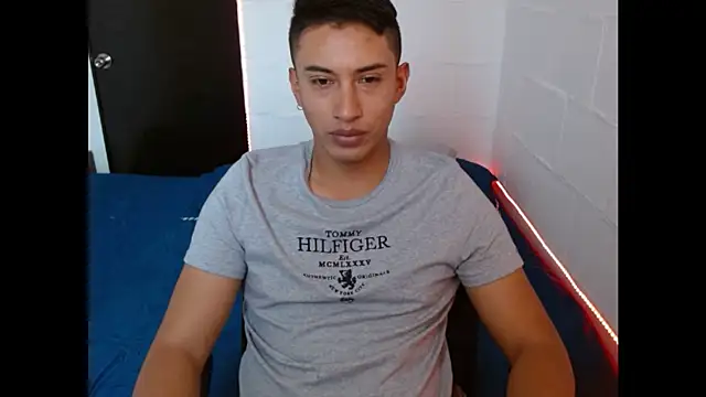 Davixx258 online show from 4, 2, 2025