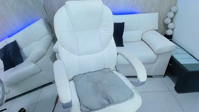 meggan 77 online show from 8, 2, 2025