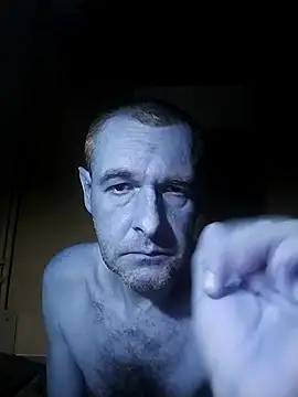 Snapshot of Andrzej-M chatting on 24, 9, 2025 Andrzej-M online show from 24, 9, 2025
