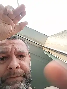 Snapshot of Andrzej-M chatting on 31, 5, 2026 Andrzej-M online show from 31, 5, 2026