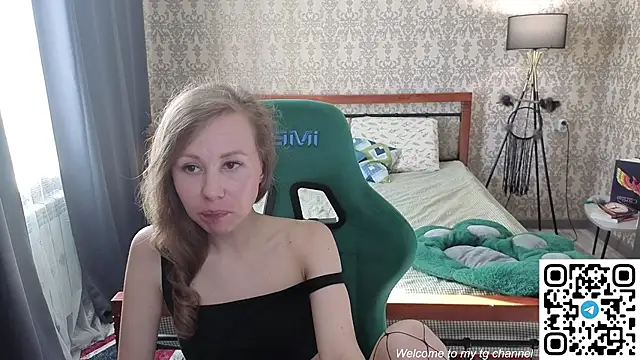 Snapshot of Lill_Mary chatting on 4, 6, 2026 Lill Mary online show from 4, 6, 2026