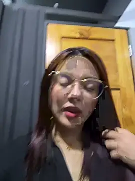 Snapshot of camianddanna chatting on 15, 3, 2025 camianddanna online show from 15, 3, 2025