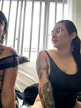 camianddanna online show from 2, 12, 2025