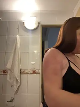 WhiteWomen online show from 8, 10, 2025