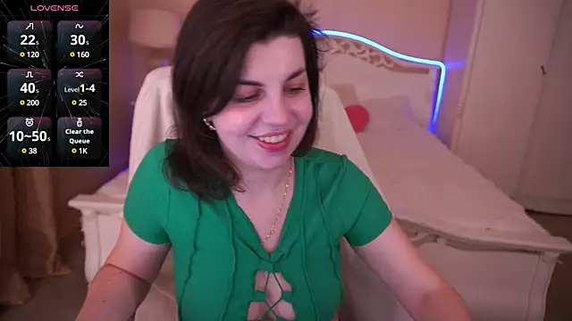 Snapshot of MirandaWong chatting on 2, 2, 2025 MirandaWong online show from 2, 2, 2025