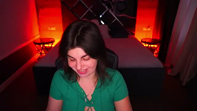 MirandaWong online show from 7, 11, 2025