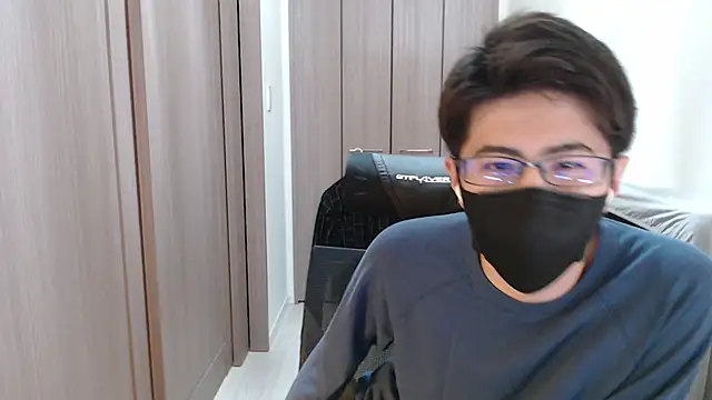 Snapshot of ryota_kkk chatting on 19, 3, 2025 ryota kkk online show from 19, 3, 2025