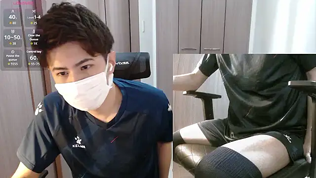 Snapshot of ryota_kkk chatting on 3, 10, 2025 ryota kkk online show from 3, 10, 2025