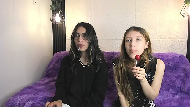 BRIAR AND BLAIR online show from 28, 11, 2025