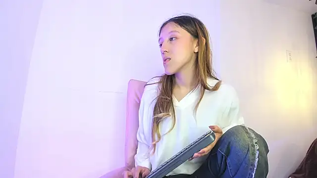 BRIAR AND BLAIR online show from 1, 12, 2025