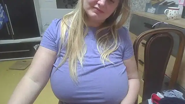 Snapshot of Meliss_Official9 chatting on 10, 2, 2026 Meliss Official9 online show from 10, 2, 2026