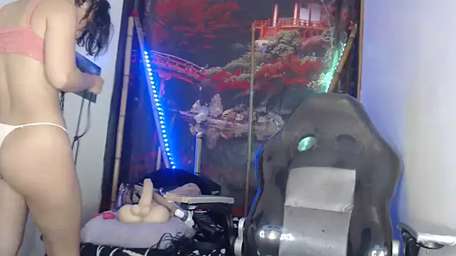 dark doll5 online show from 8, 12, 2024