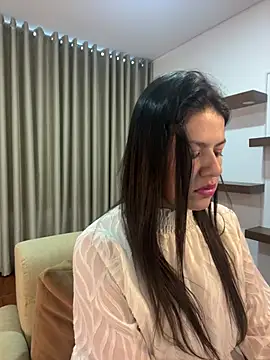 Alice Biel online show from 9, 3, 2025