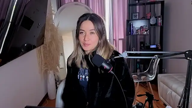 Snapshot of sexfire_lalita chatting on 5, 2, 2026 sexfire lalita online show from 5, 2, 2026