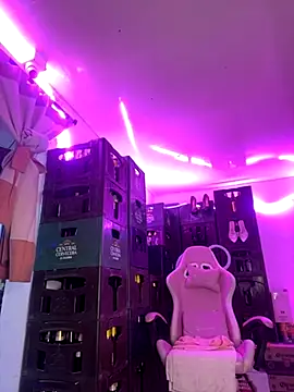 Hot beauty   online show from 25, 10, 2025