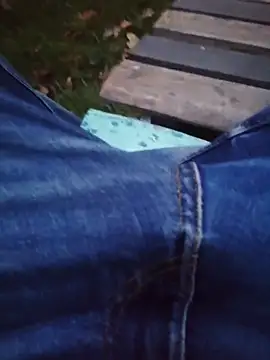 Warumnicht1980 online show from 11, 10, 2025