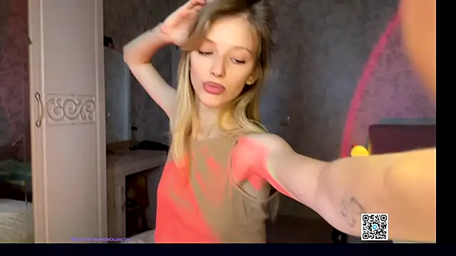 Evvie Summn1 online show from 28, 9, 2025