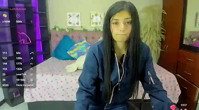 Lia Keen online show from 7, 1, 2025