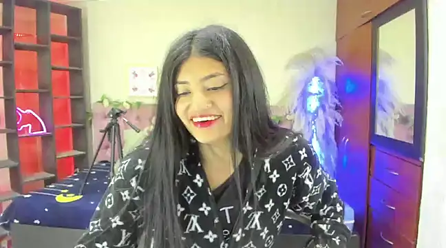 Lia Keen online show from 21, 2, 2025