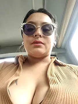 Snapshot of ambar_07 chatting on 5, 3, 2025 ambar 07 online show from 5, 3, 2025
